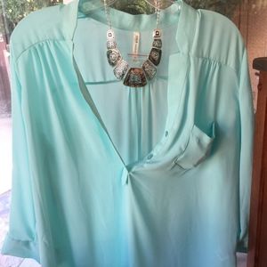 Turquoise Three Quarter Sleeve Blouse